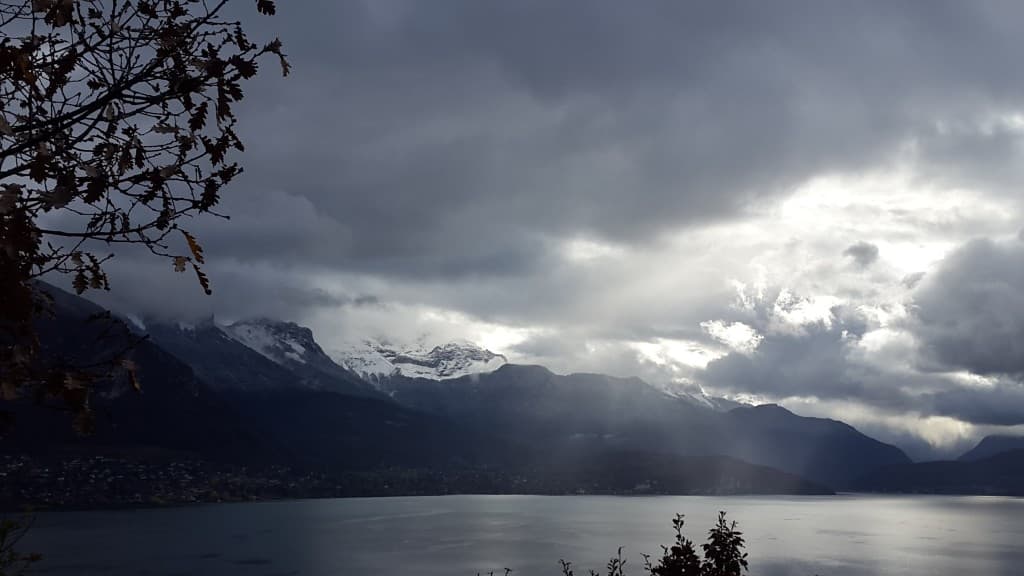 Premières neiges sur la Tournette