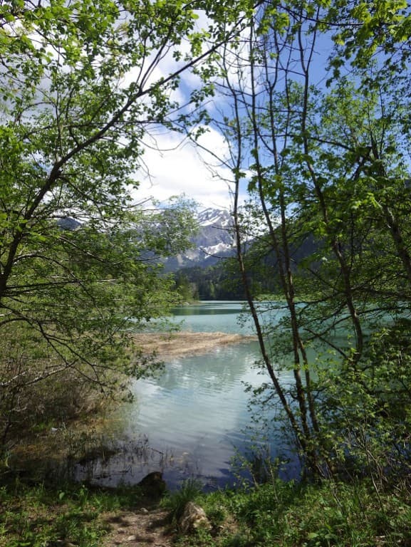 LAC DE VALLON
