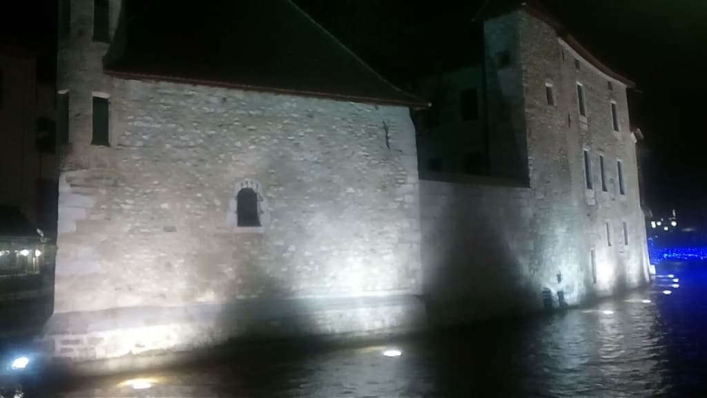 les vieilles prisons