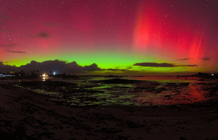 Spectaculaires aurores boréales lors de la plus forte tempête solaire depuis 2003