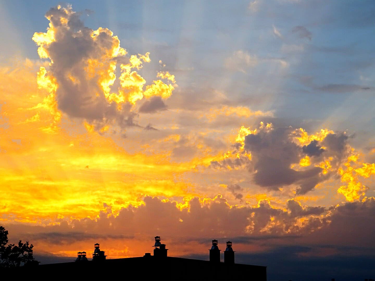 Uckange couché de soleil sur le quartier ouest