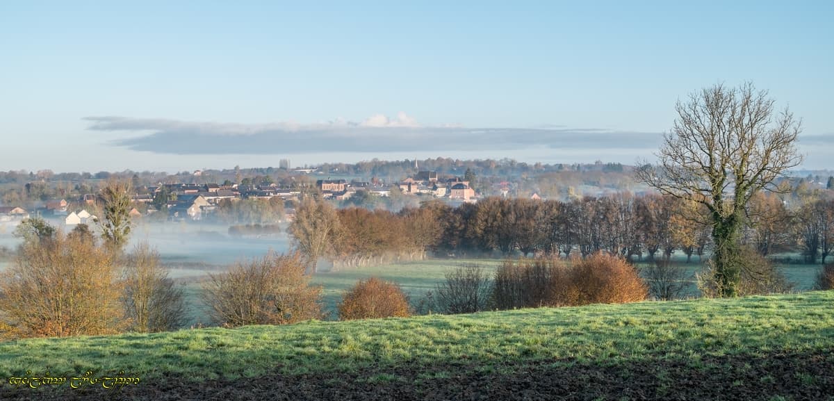 Persistance de la brume dans la vallée