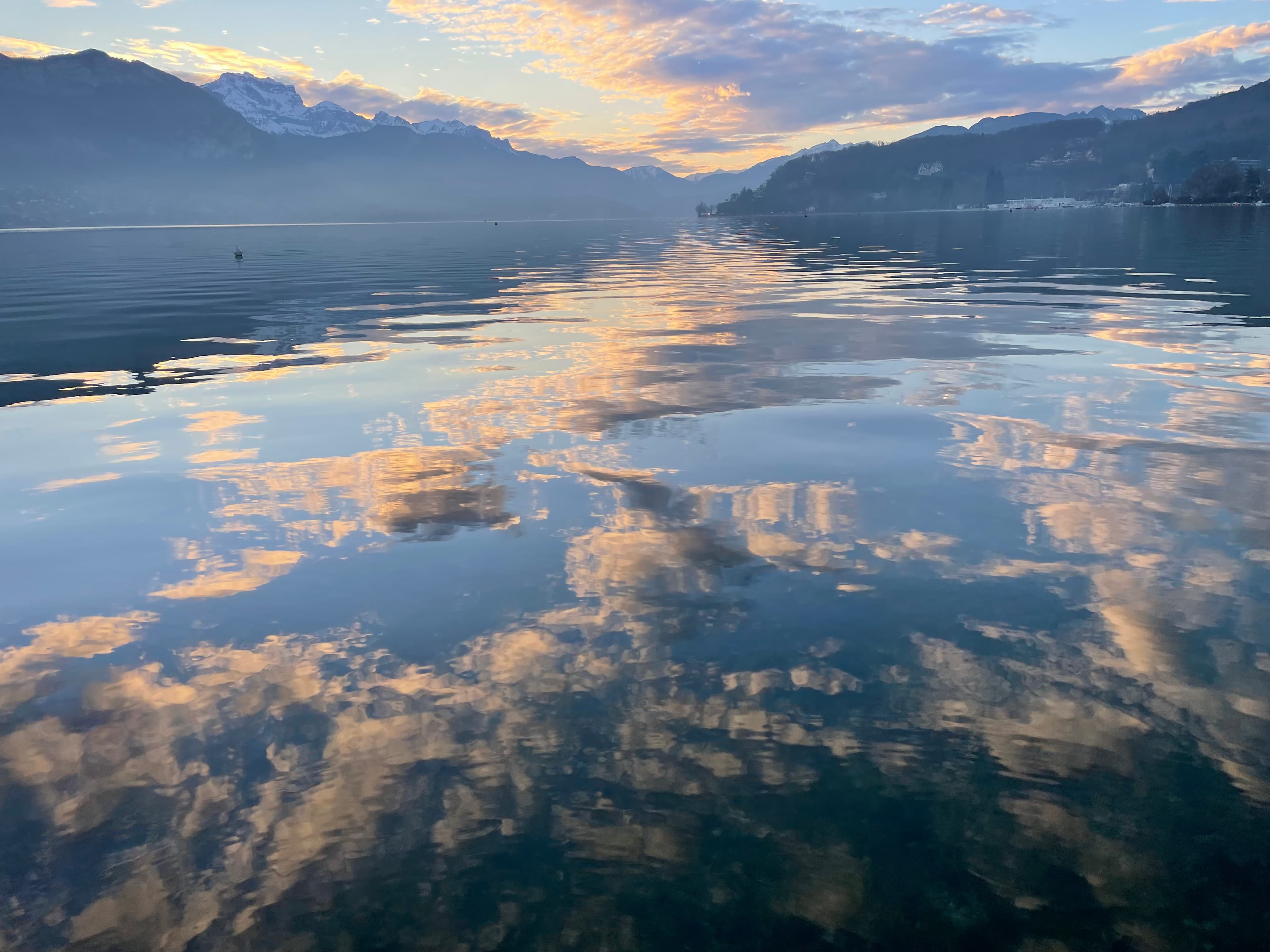 Lac nuageux