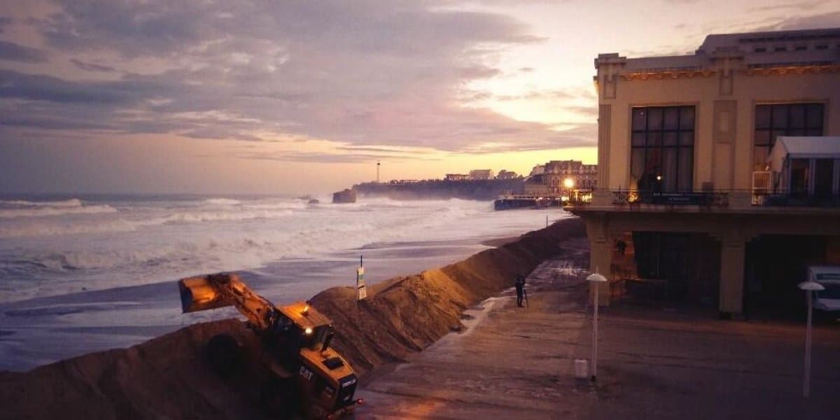 Image d'illustration pour Vagues meurtrières sur les côtes atlantiques