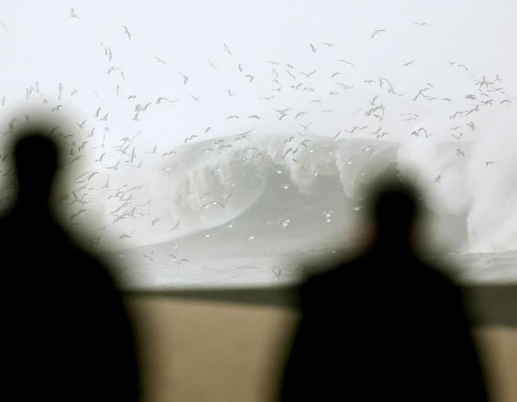 Image d'illustration pour Vagues meurtrières sur les côtes atlantiques