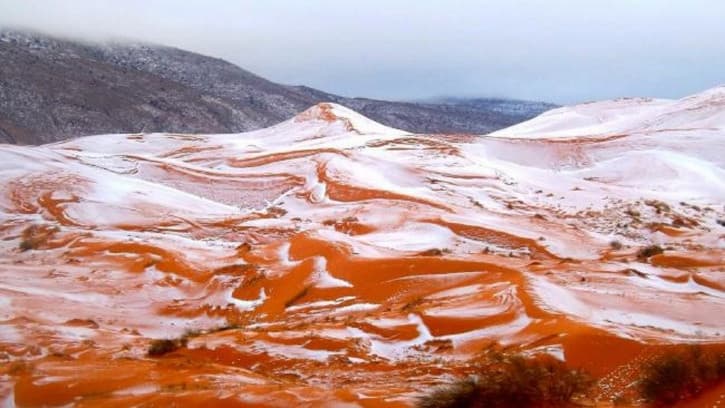 Image d'illustration pour Neige au Sahara : un phénomène rare ? 