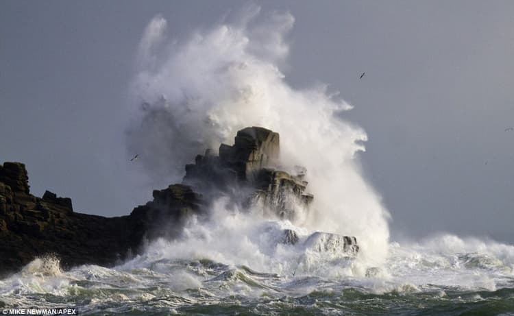 Image d'illustration pour Tempêtes à répétition sur les Iles Britanniques