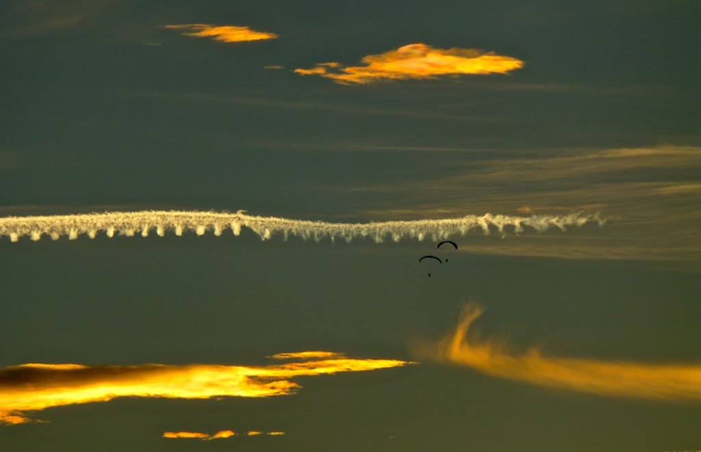 Vol avec les nuages