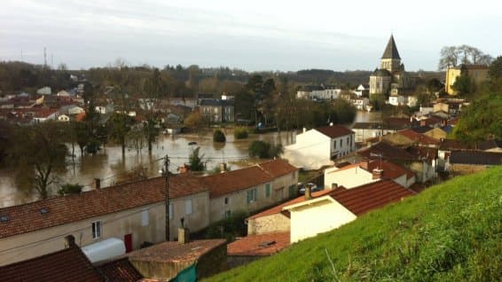 Image d'illustration pour Suivi de la dépression Tini - inondations en Bretagne