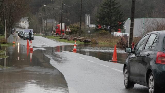 Image d'illustration pour Dépression Ulla - tempête et inondations en Bretagne